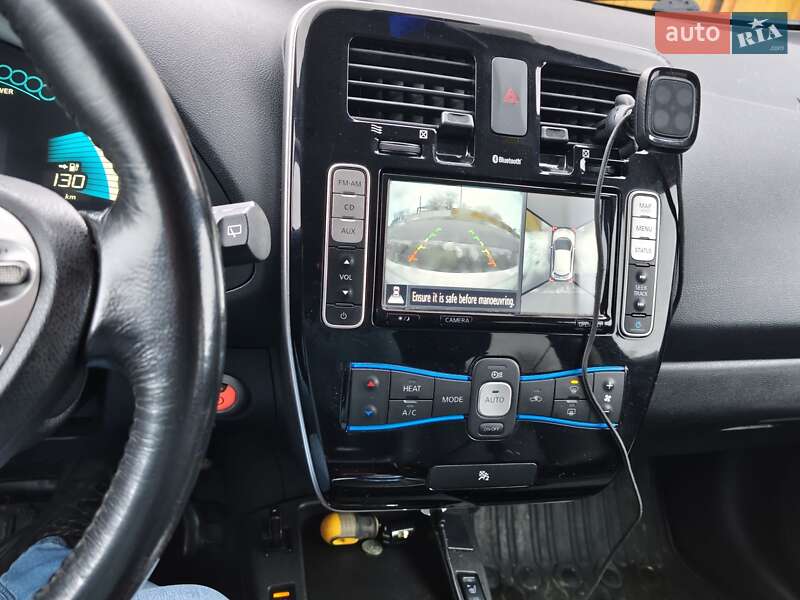 Хэтчбек Nissan Leaf 2014 в Ивано-Франковске