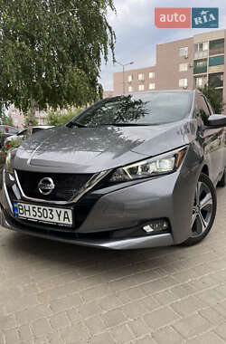 Хэтчбек Nissan Leaf 2018 в Одессе