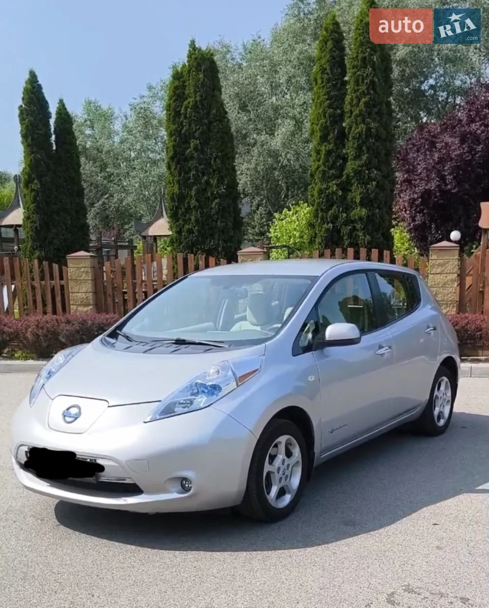 2011 Nissan Leaf - мініатюра 14