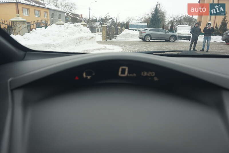 Хэтчбек Nissan Leaf 2013 в Самборе