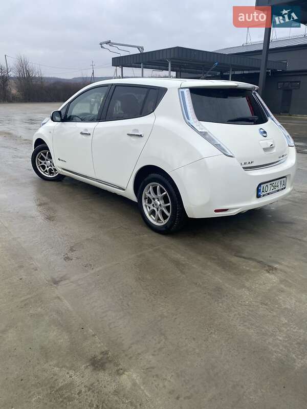 Хэтчбек Nissan Leaf 2014 в Ужгороде фото 4 Хэтчбек Nissan Leaf 2014 в Ужгороде