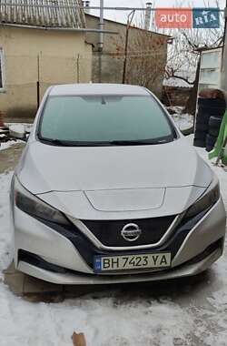 Хэтчбек Nissan Leaf 2018 в Одессе