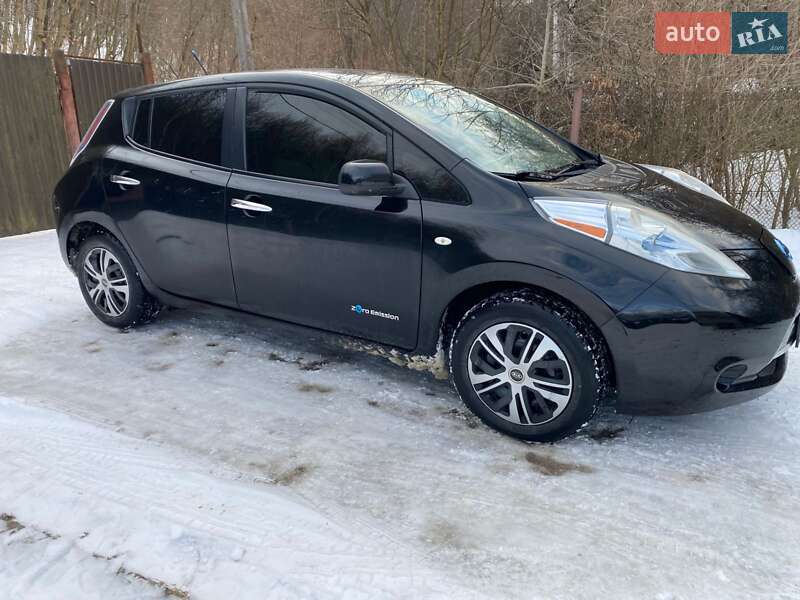 Хэтчбек Nissan Leaf 2011 в Львове фото 3 Хэтчбек Nissan Leaf 2011 в Львове
