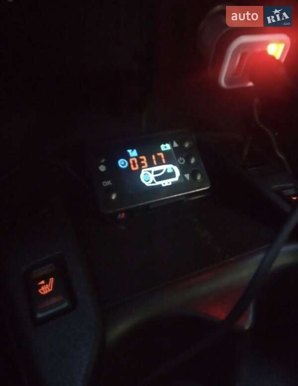 Хэтчбек Nissan Leaf 2013 в Кропивницком