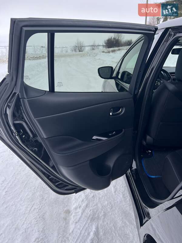 Хэтчбек Nissan Leaf 2021 в Попельне