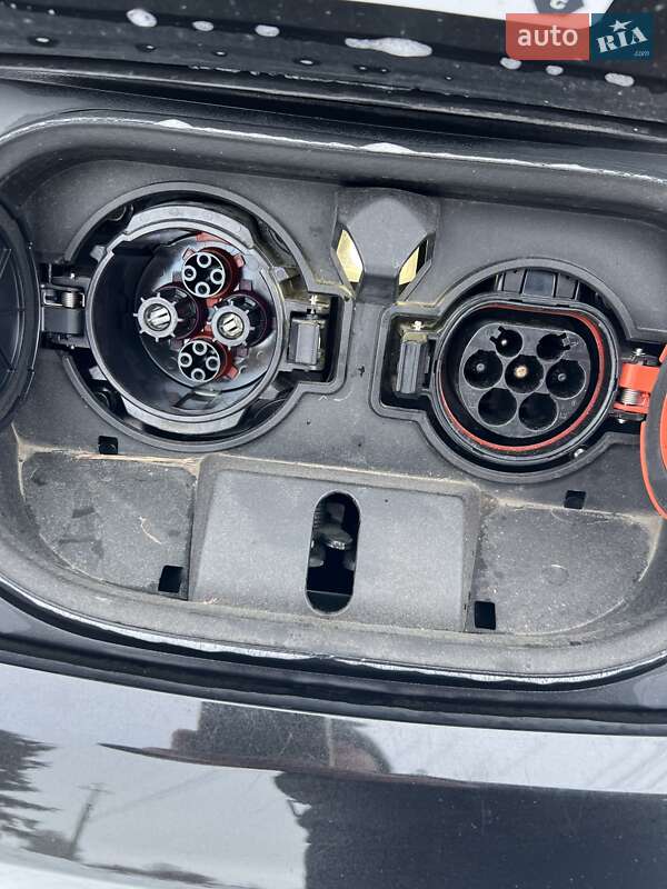 Хэтчбек Nissan Leaf 2021 в Попельне