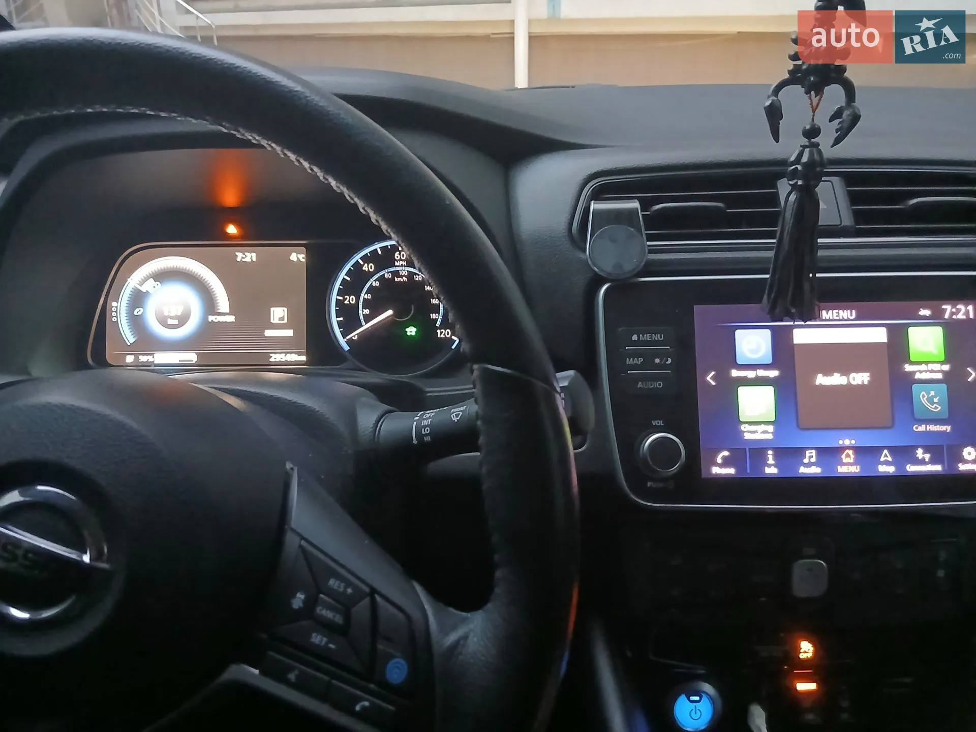 2020 Nissan Leaf - мініатюра 13