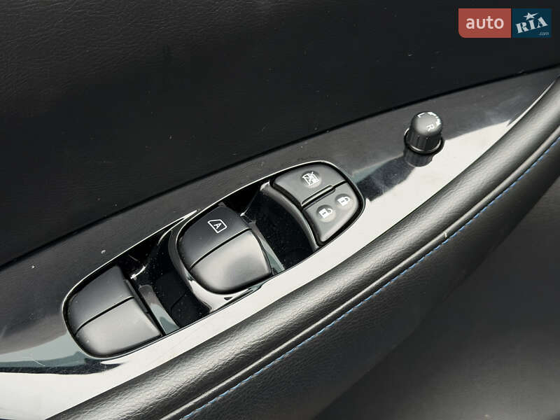 Хэтчбек Nissan Leaf 2018 в Одессе фото 35 Хэтчбек Nissan Leaf 2018 в Одессе
