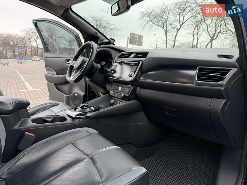 Хэтчбек Nissan Leaf 2018 в Одессе фото 60 Хэтчбек Nissan Leaf 2018 в Одессе