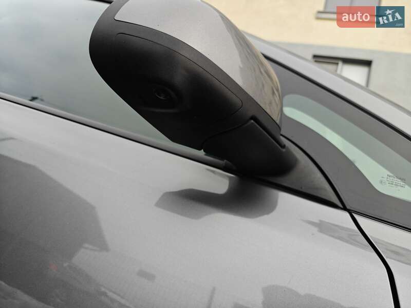 Хэтчбек Nissan Leaf 2013 в Ивано-Франковске