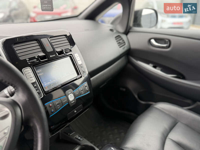 Хетчбек Nissan Leaf 2017 в Рівному