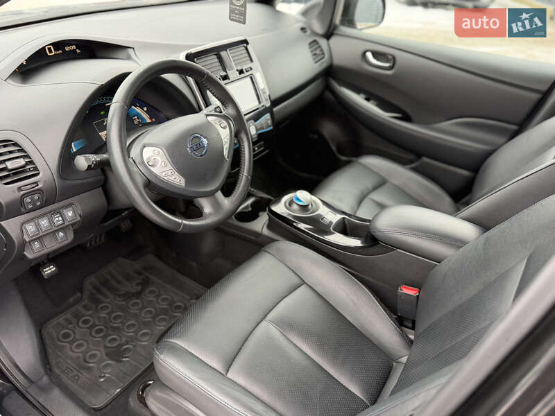 Хетчбек Nissan Leaf 2017 в Рівному