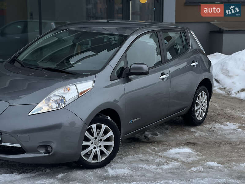 Хэтчбек Nissan Leaf 2014 в Тернополе