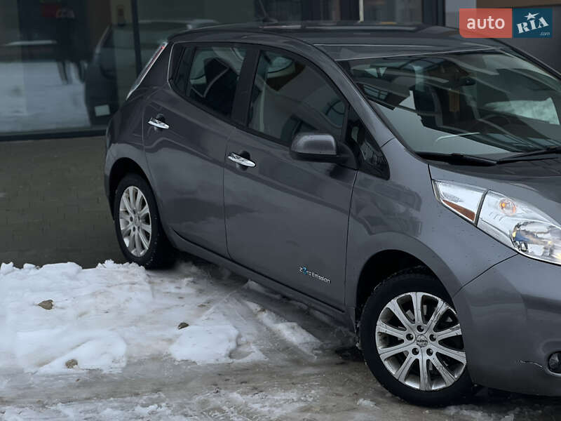 Хэтчбек Nissan Leaf 2014 в Тернополе