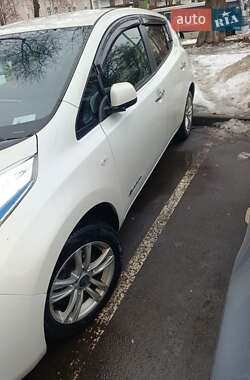 Хэтчбек Nissan Leaf 2017 в Луцке