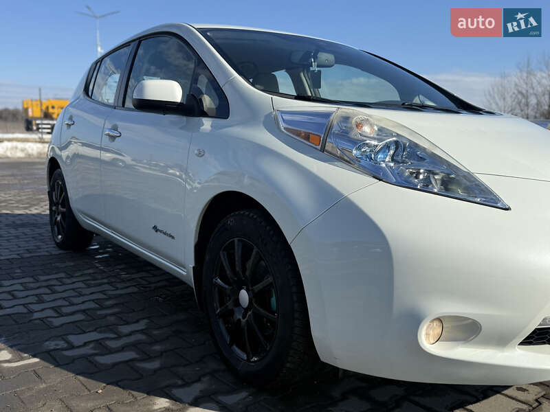 Хэтчбек Nissan Leaf 2012 в Черновцах фото 10 Хэтчбек Nissan Leaf 2012 в Черновцах