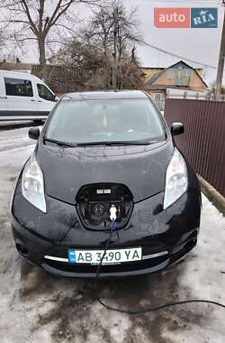 Хетчбек Nissan Leaf 2015 в Вінниці