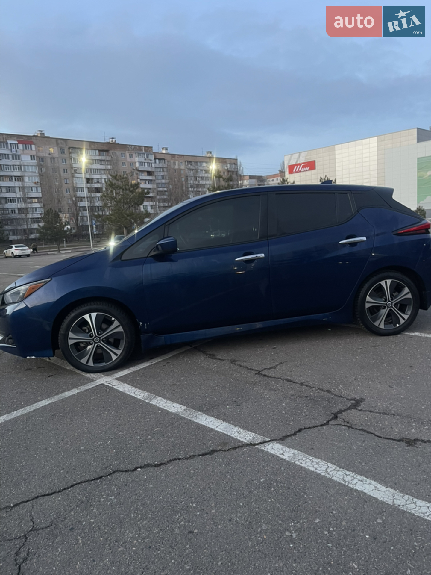 2021 Nissan Leaf - мініатюра 12