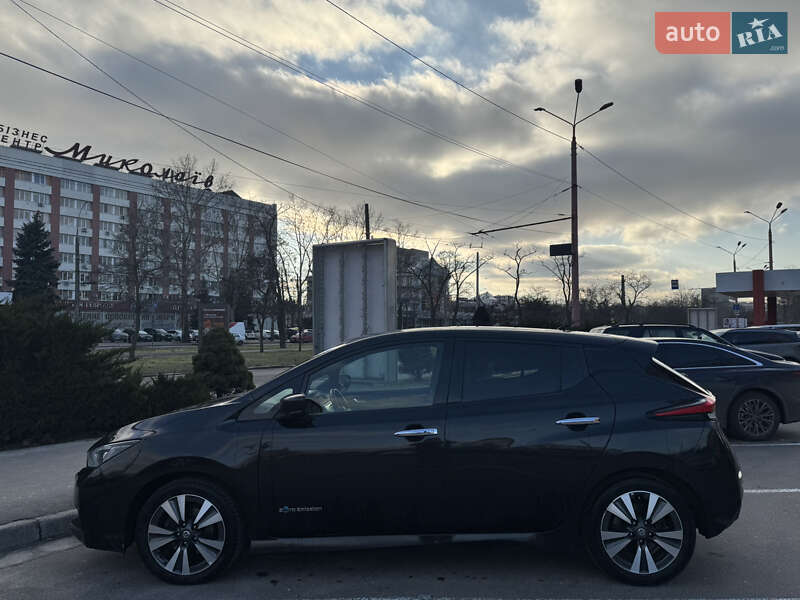 Хетчбек Nissan Leaf 2018 в Миколаєві
