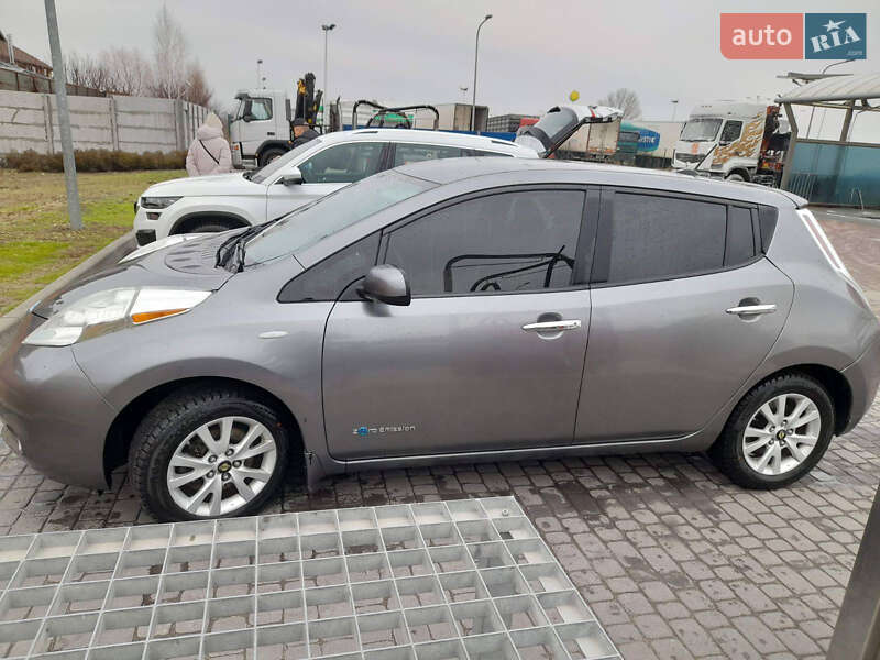 Nissan Leaf 2015