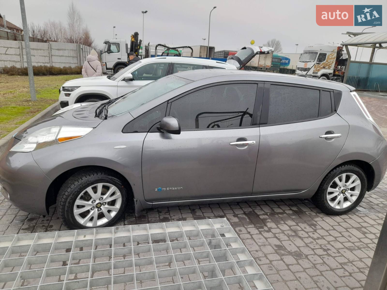 2015 Nissan Leaf - мініатюра 14