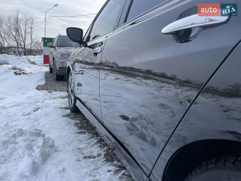 Хетчбек Nissan Leaf 2020 в Львові