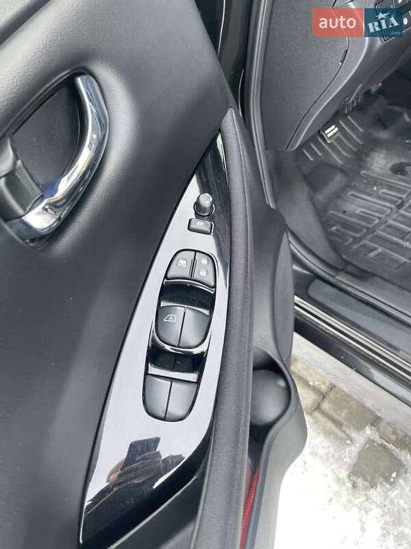 Хетчбек Nissan Leaf 2020 в Львові