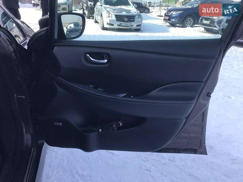 Хэтчбек Nissan Leaf 2018 в Львове фото 13 Хэтчбек Nissan Leaf 2018 в Львове