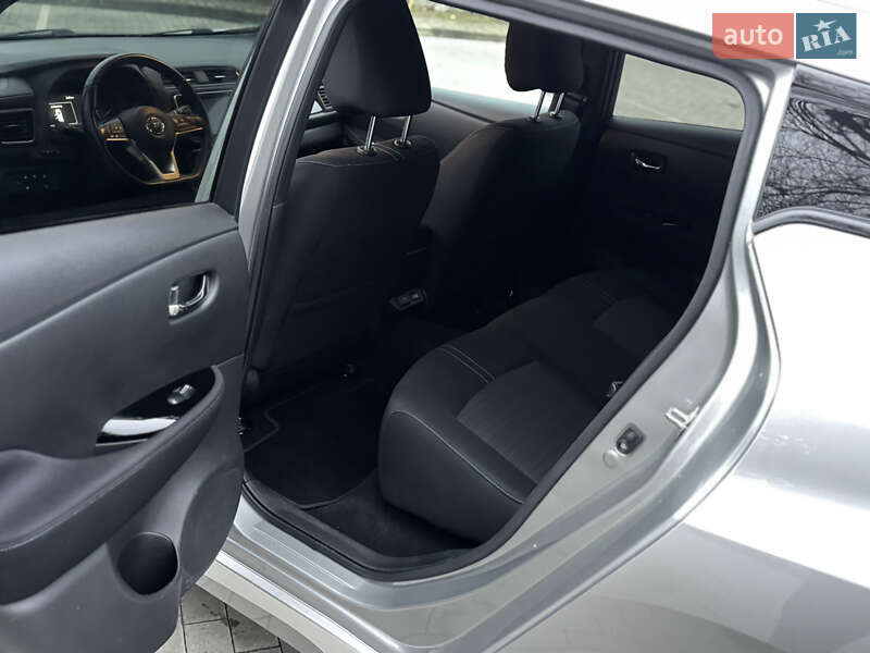 Хэтчбек Nissan Leaf 2022 в Луцке фото 35 Хэтчбек Nissan Leaf 2022 в Луцке