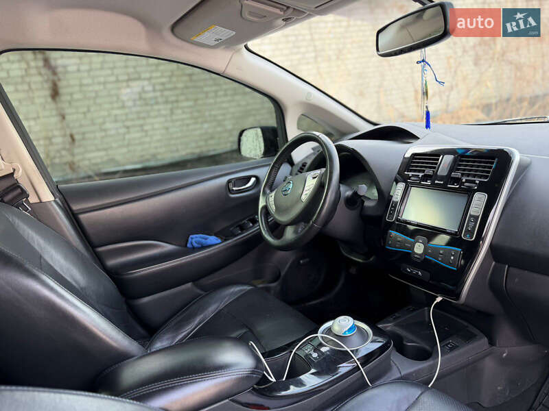 Хэтчбек Nissan Leaf 2014 в Львове фото 9 Хэтчбек Nissan Leaf 2014 в Львове