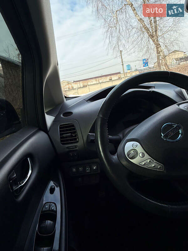 Хэтчбек Nissan Leaf 2014 в Львове фото 30 Хэтчбек Nissan Leaf 2014 в Львове