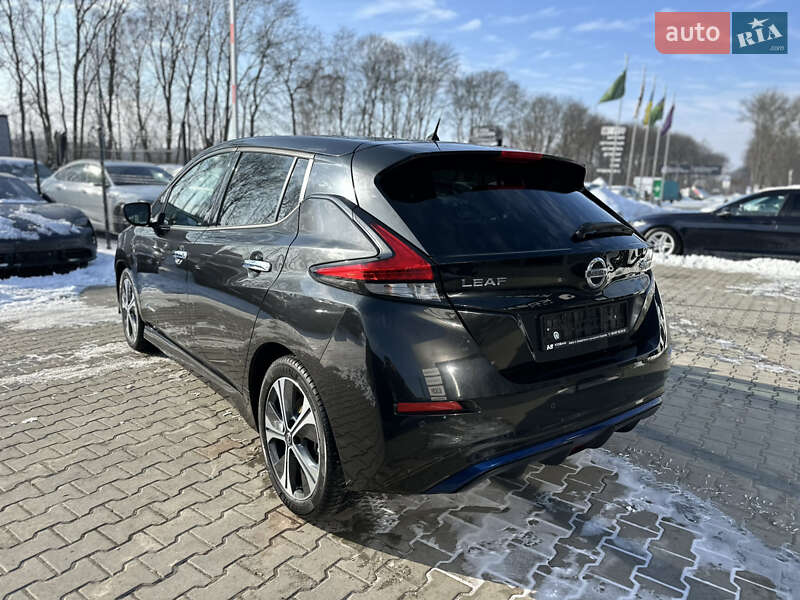Хэтчбек Nissan Leaf 2018 в Львове
