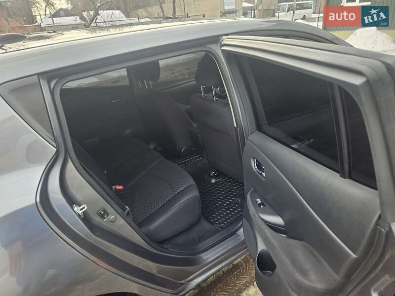 Хэтчбек Nissan Leaf 2016 в Ивано-Франковске фото 14 Хэтчбек Nissan Leaf 2016 в Ивано-Франковске