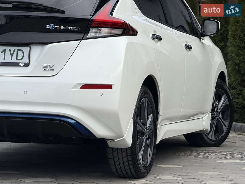 Хэтчбек Nissan Leaf 2020 в Дрогобыче