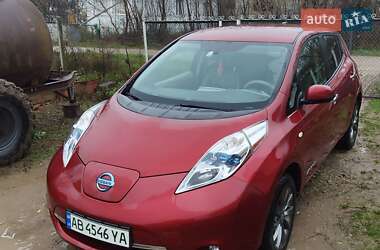 Хетчбек Nissan Leaf 2012 в Могилів-Подільському