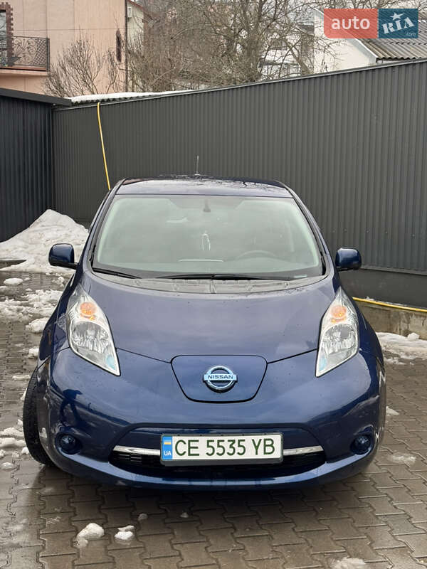 Хэтчбек Nissan Leaf 2016 в Черновцах