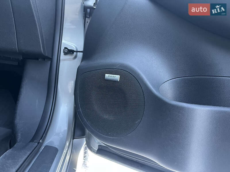 Хетчбек Nissan Leaf 2018 в Києві