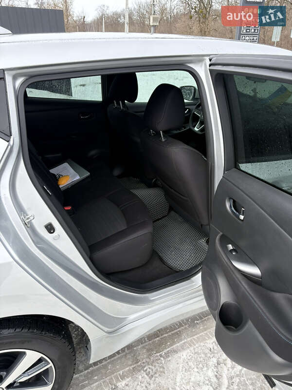 Хэтчбек Nissan Leaf 2021 в Тараще фото 4 Хэтчбек Nissan Leaf 2021 в Тараще