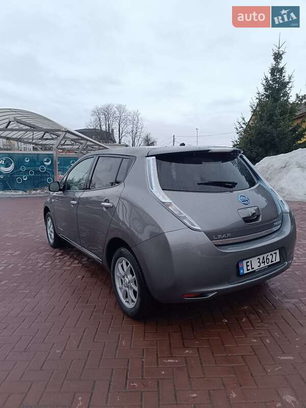 Хэтчбек Nissan Leaf 2014 в Ровно