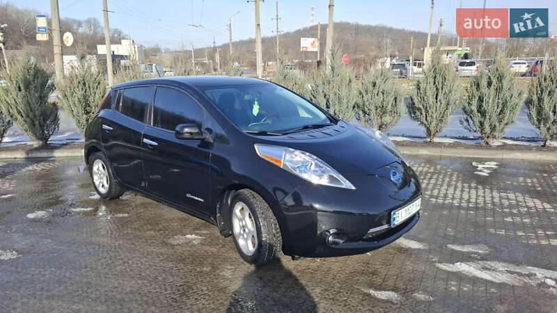 Хэтчбек Nissan Leaf 2014 в Полтаве