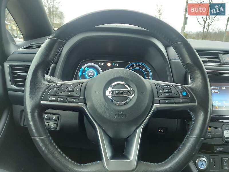 Хэтчбек Nissan Leaf 2018 в Житомире