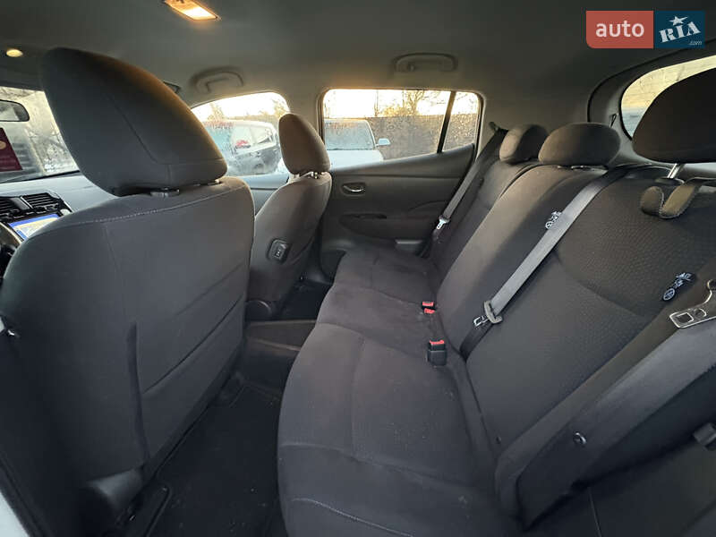 Хэтчбек Nissan Leaf 2013 в Луцке фото 12 Хэтчбек Nissan Leaf 2013 в Луцке