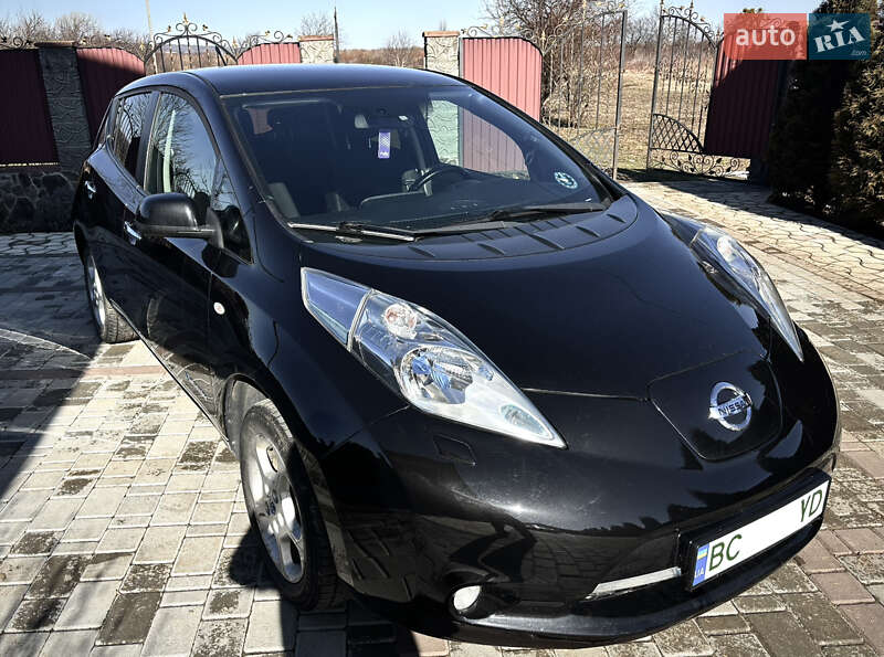 Хэтчбек Nissan Leaf 2014 в Стрые