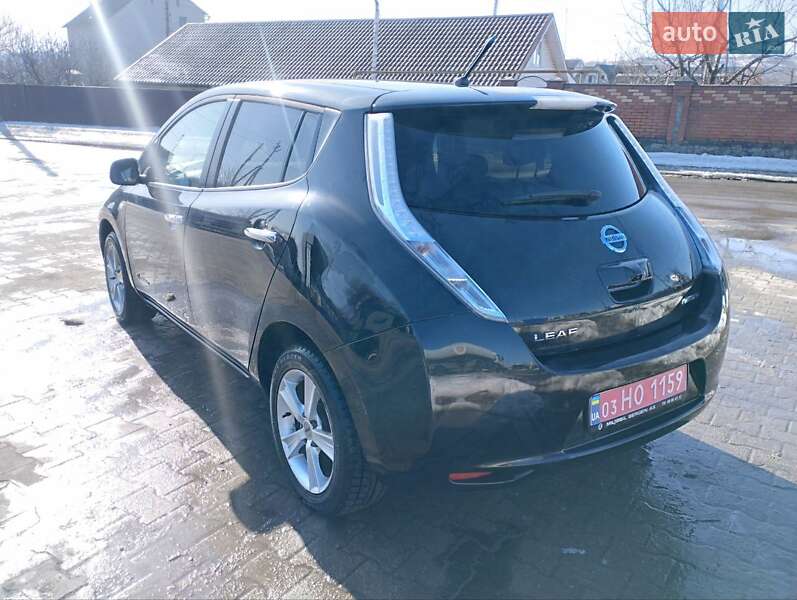 Хетчбек Nissan Leaf 2014 в Києві