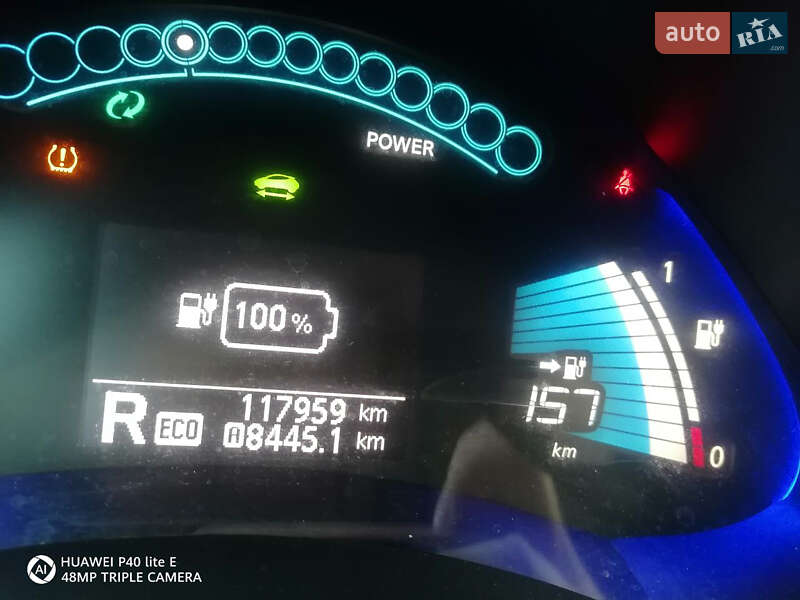Хэтчбек Nissan Leaf 2014 в Луцке