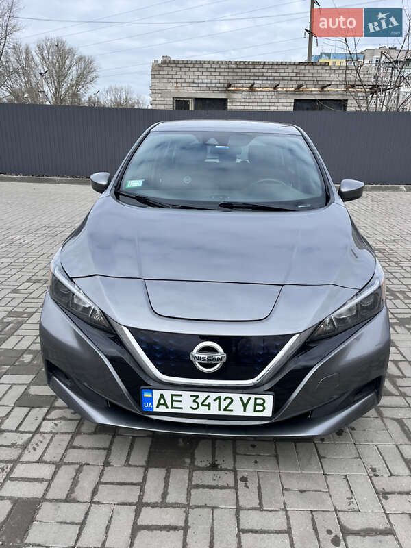 Хэтчбек Nissan Leaf 2021 в Днепре фото 4 Хэтчбек Nissan Leaf 2021 в Днепре