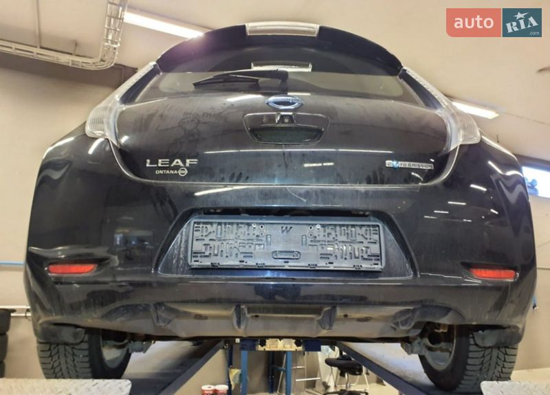 Хэтчбек Nissan Leaf 2012 в Львове