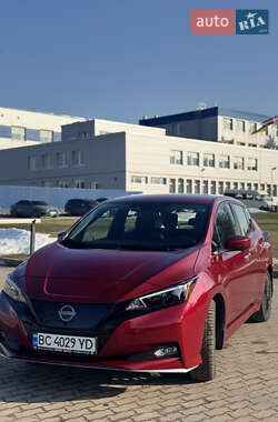 Хэтчбек Nissan Leaf 2024 в Львове