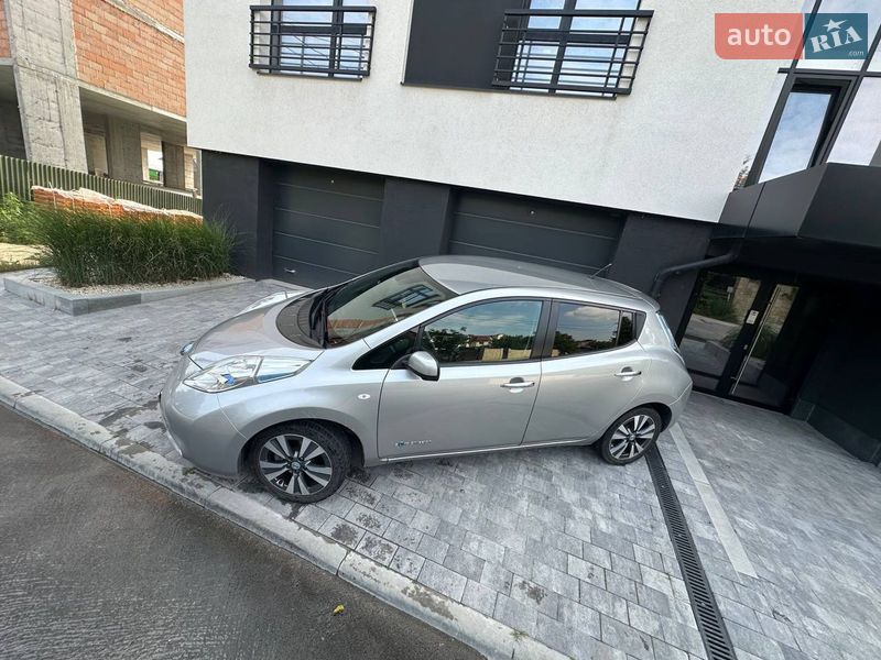 Хэтчбек Nissan Leaf 2015 в Тернополе фото 35 Хэтчбек Nissan Leaf 2015 в Тернополе