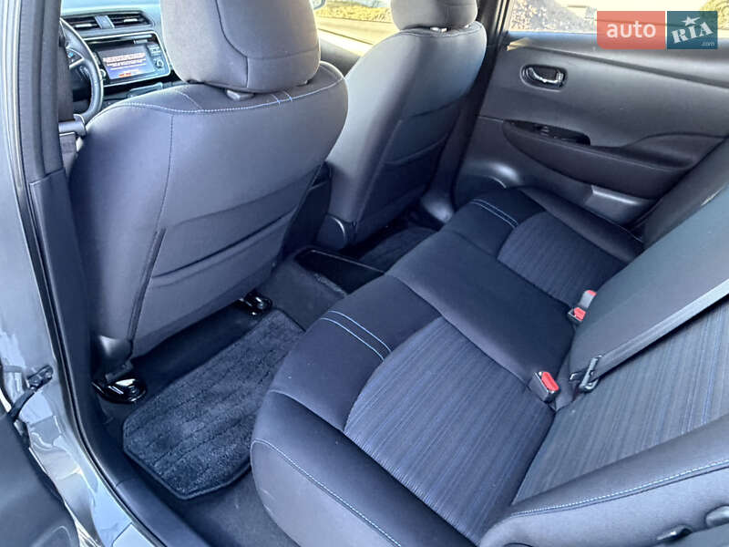 Хэтчбек Nissan Leaf 2018 в Ровно